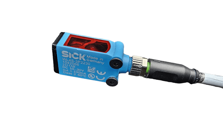 Czujnik optyczny SICK WL4S-3P2230 (1042066) PNP M8